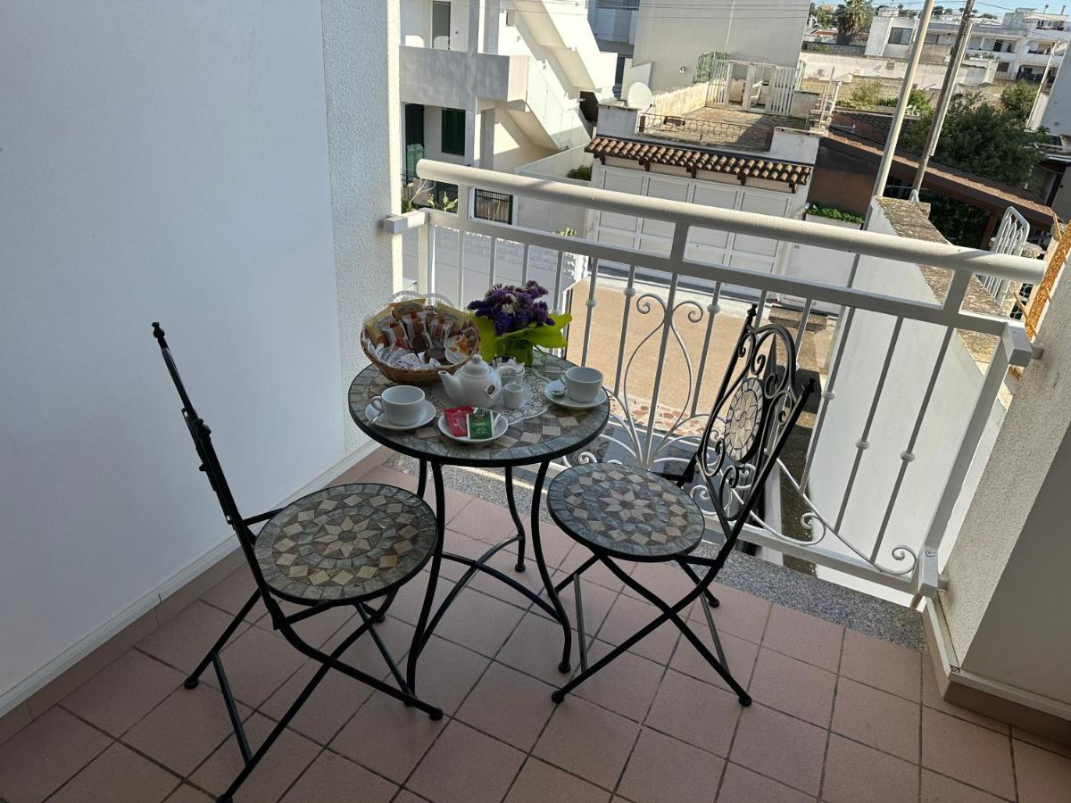 Porto Cesareo Hotel Esterno foto