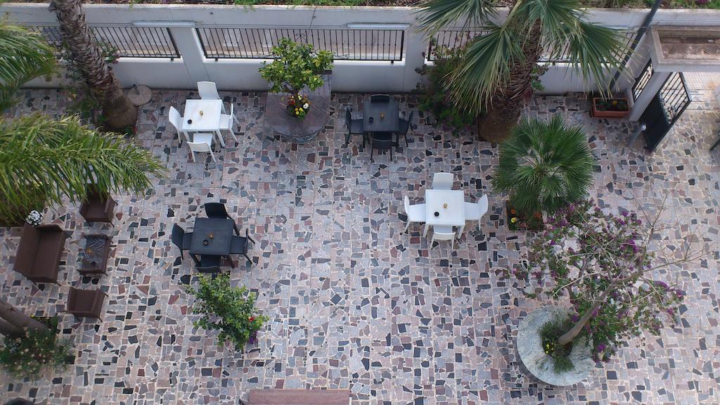 Porto Cesareo Hotel Esterno foto