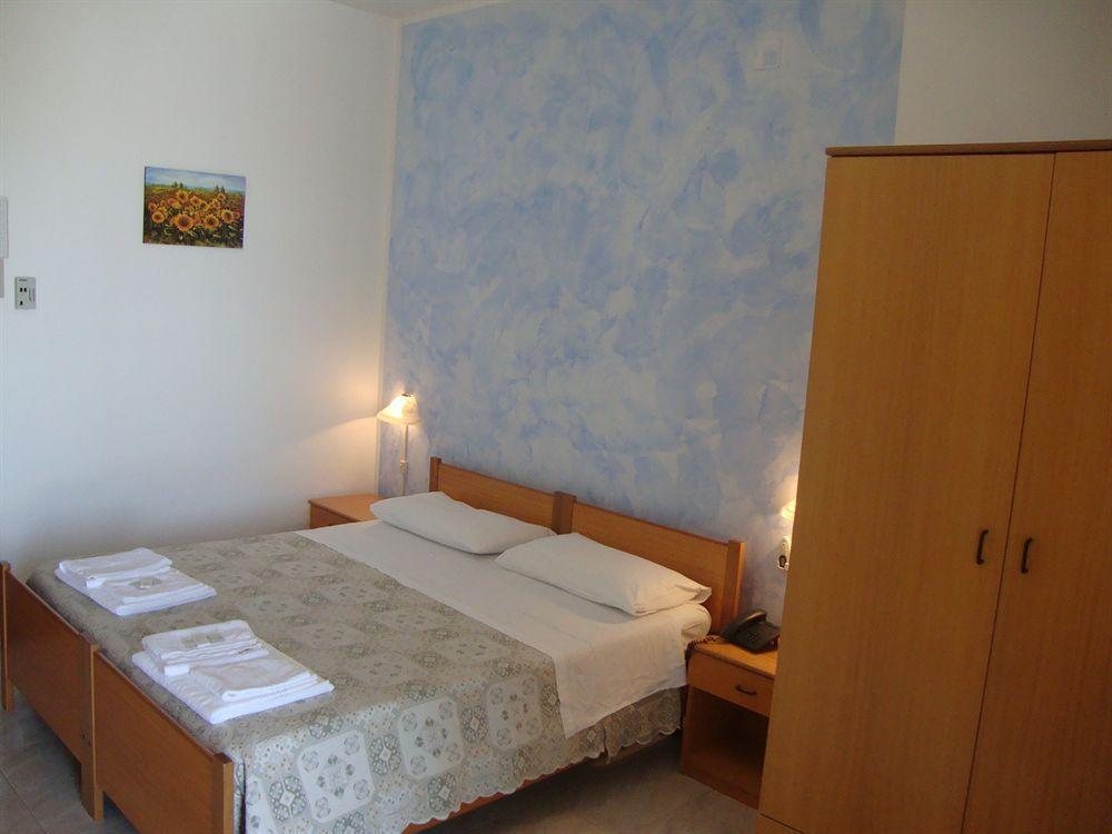 Porto Cesareo Hotel Esterno foto