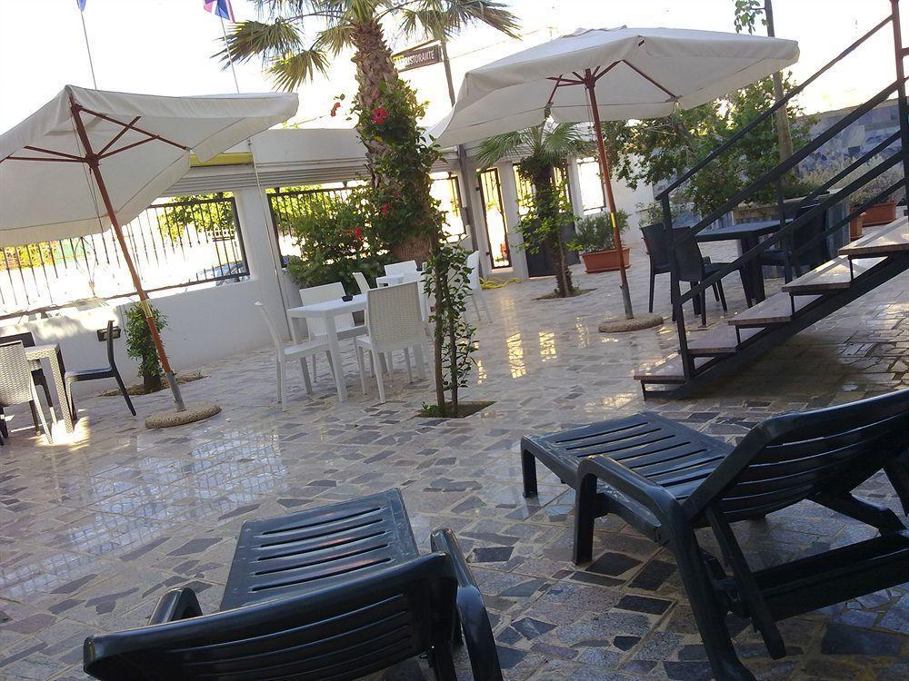 Porto Cesareo Hotel Esterno foto